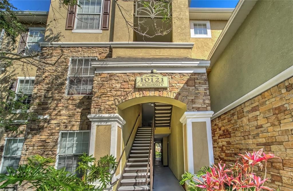 For Rent: $1,625 (2 beds, 2 baths, 1157 Square Feet)