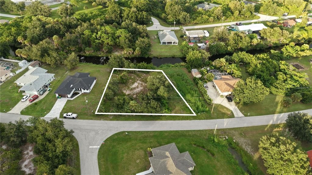 En Venta: $35,000 (0.33 acres)
