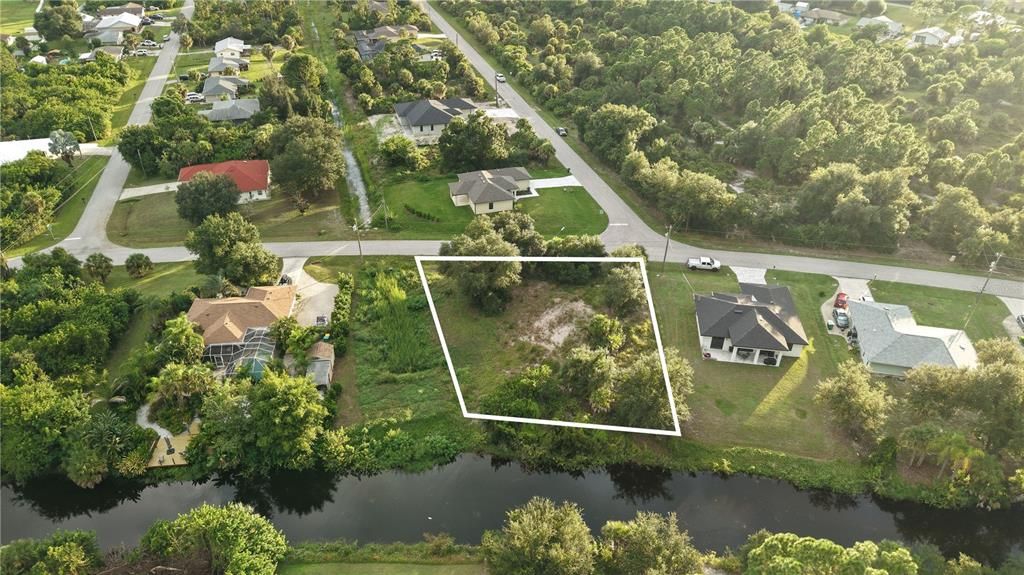 En Venta: $35,000 (0.33 acres)
