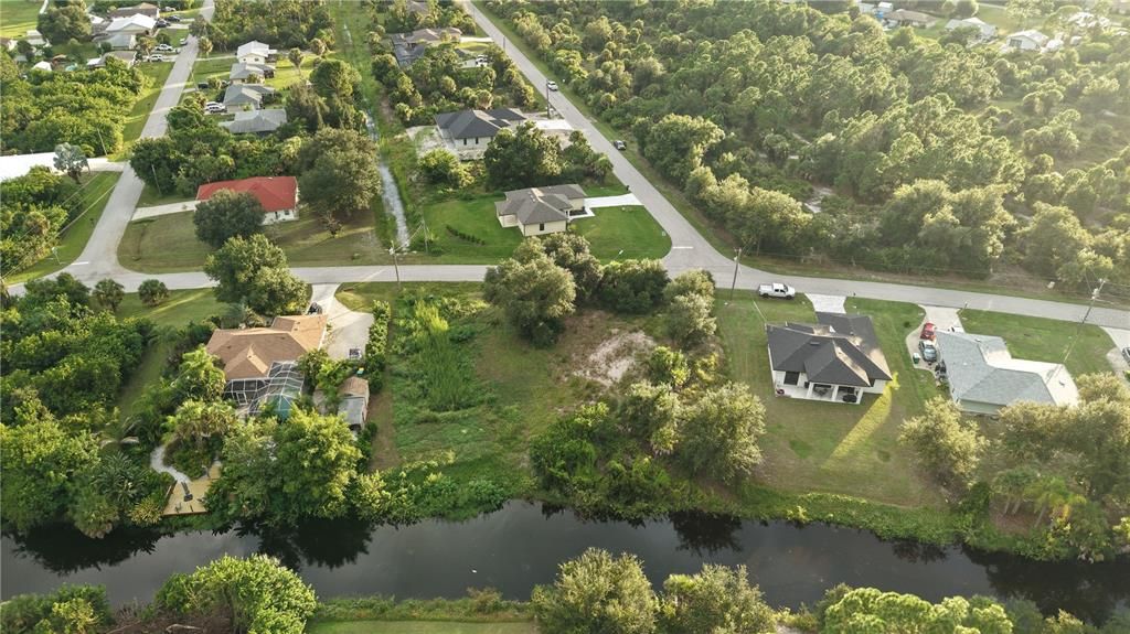 En Venta: $35,000 (0.33 acres)