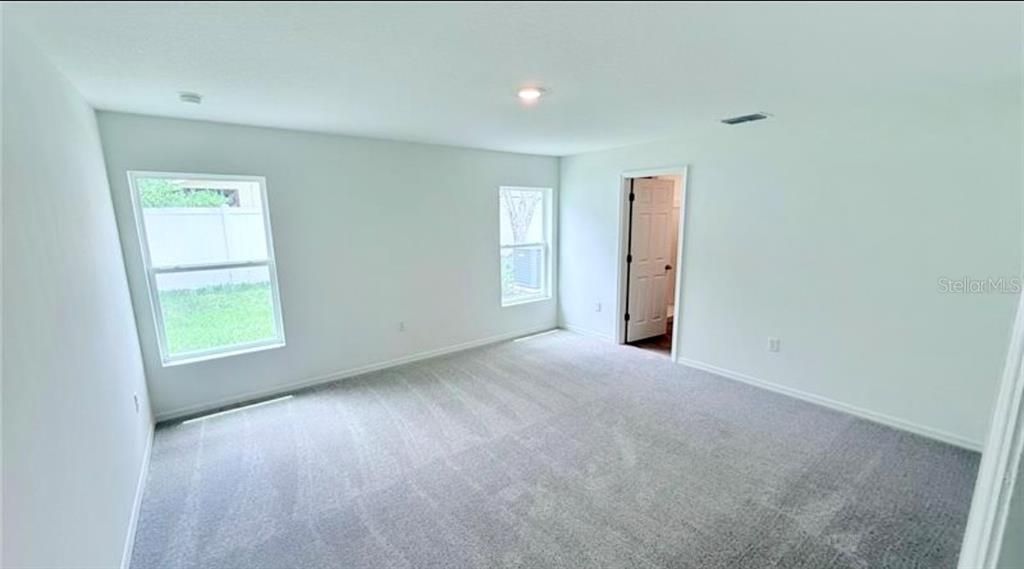 На продажу: $330,000 (4 спален, 2 ванн, 1806 Квадратных фут)