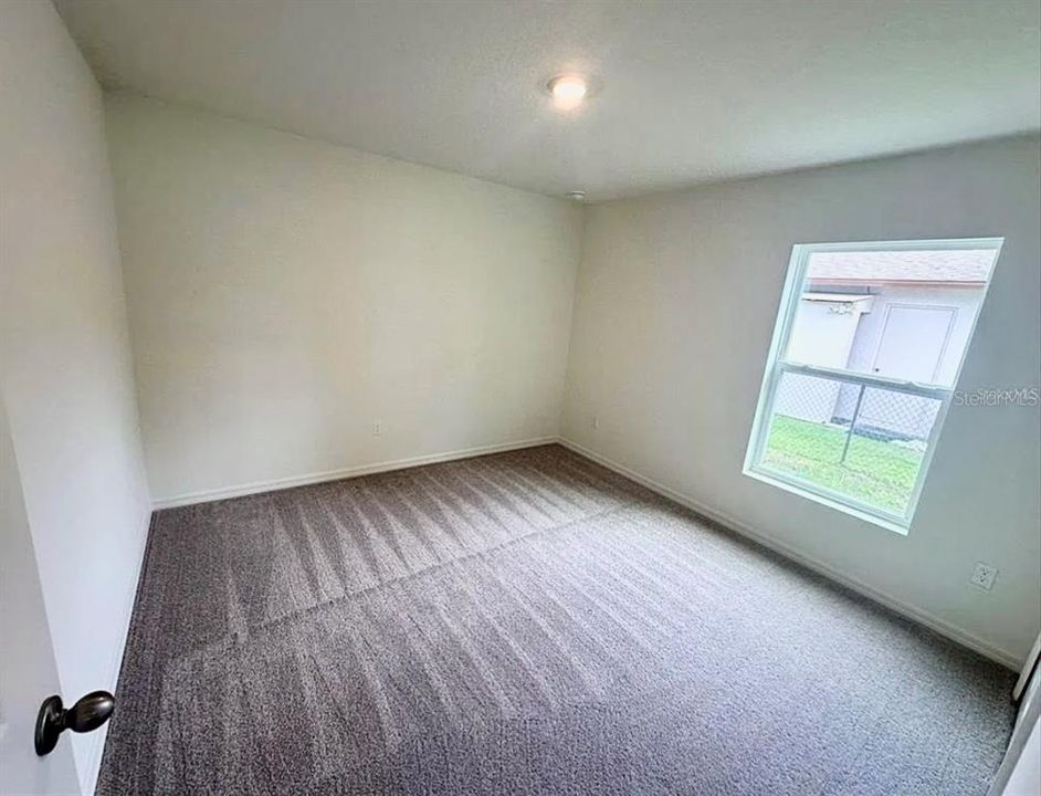 На продажу: $330,000 (4 спален, 2 ванн, 1806 Квадратных фут)