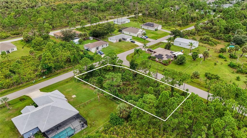 待售: $35,000 (0.25 acres)
