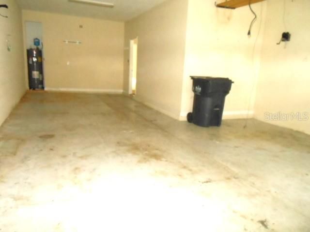 For Sale: $334,900 (4 beds, 3 baths, 2950 Square Feet)