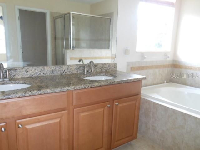 For Sale: $334,900 (4 beds, 3 baths, 2950 Square Feet)