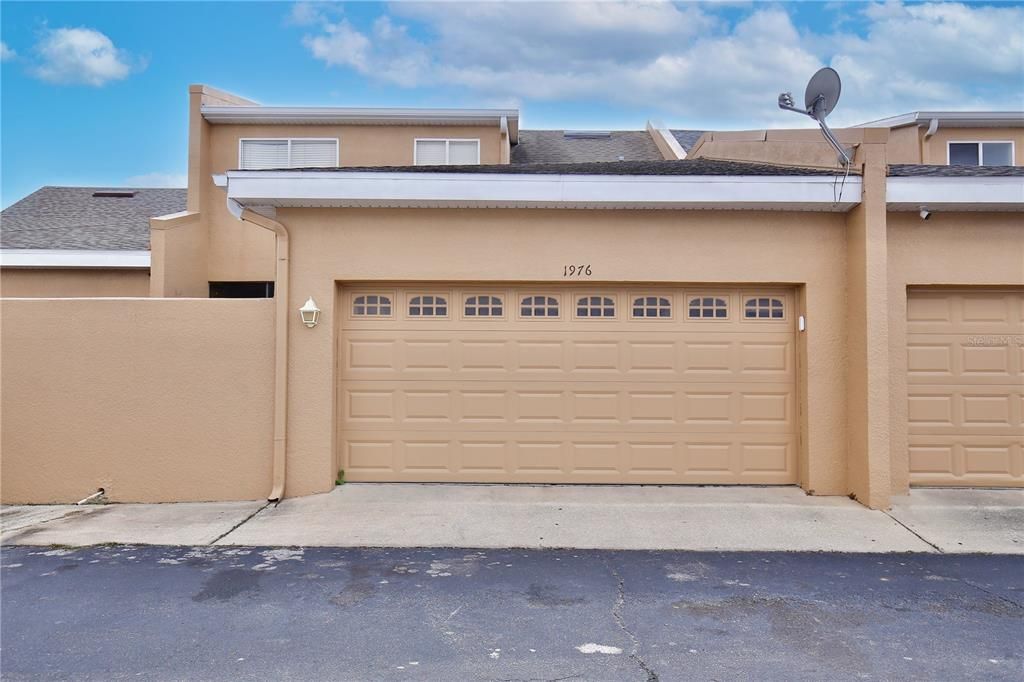 For Rent: $2,095 (3 beds, 2 baths, 1757 Square Feet)
