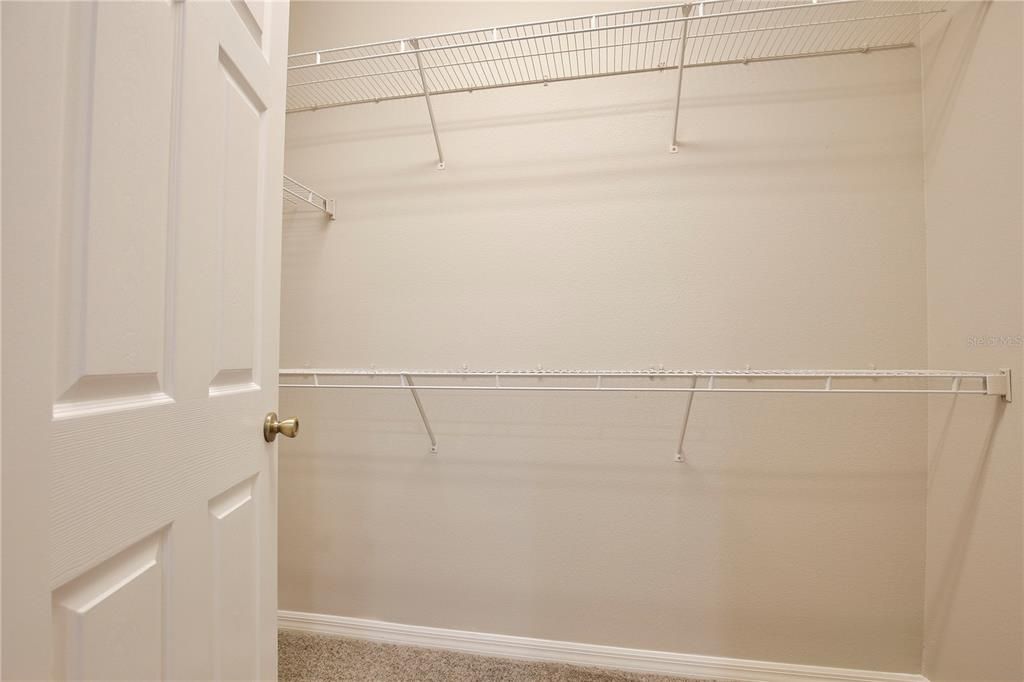 For Rent: $2,095 (3 beds, 2 baths, 1757 Square Feet)