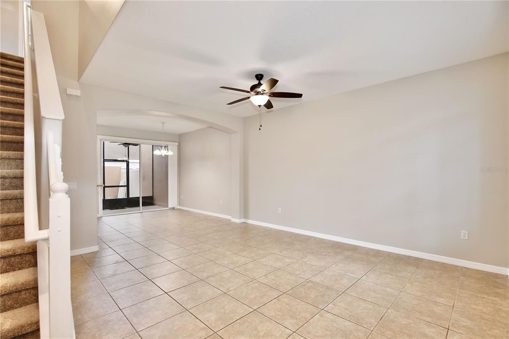 For Rent: $2,095 (3 beds, 2 baths, 1757 Square Feet)