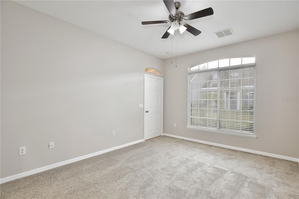 For Rent: $2,095 (3 beds, 2 baths, 1757 Square Feet)