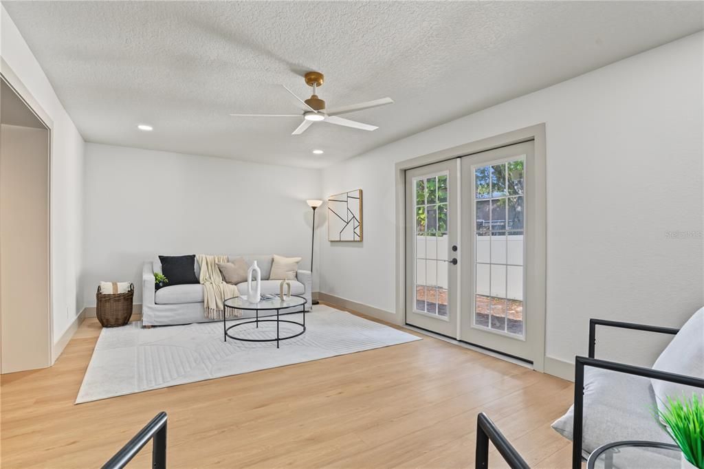 For Sale: $499,000 (3 beds, 2 baths, 1714 Square Feet)