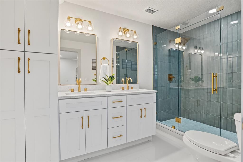 For Sale: $499,000 (3 beds, 2 baths, 1714 Square Feet)