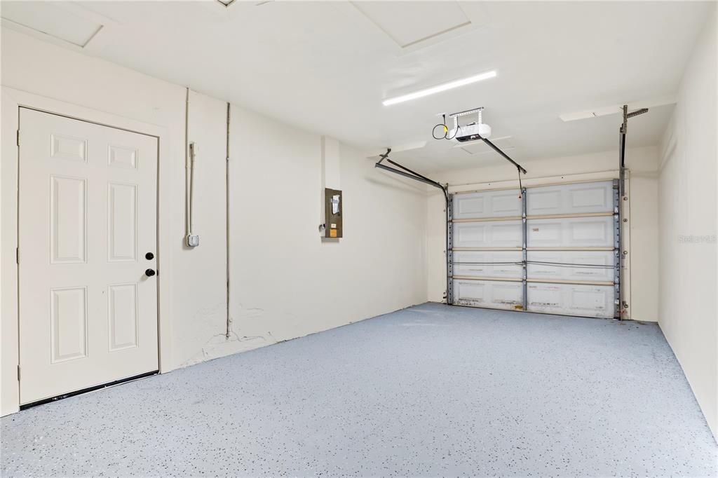 For Sale: $499,000 (3 beds, 2 baths, 1714 Square Feet)