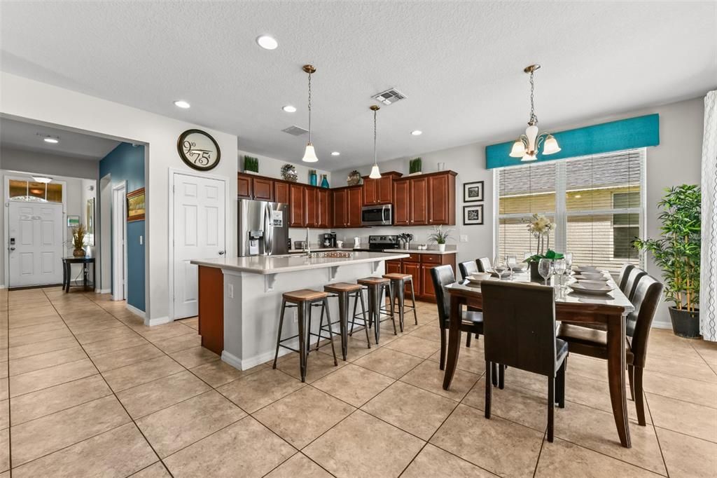 For Sale: $555,000 (7 beds, 6 baths, 3526 Square Feet)