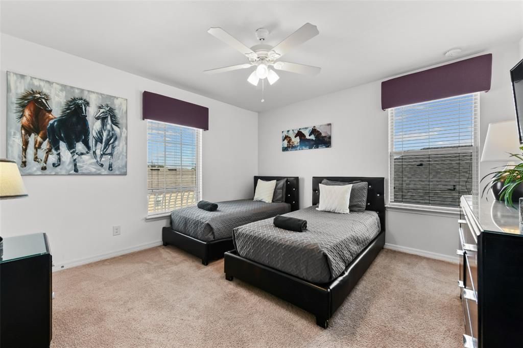 For Sale: $555,000 (7 beds, 6 baths, 3526 Square Feet)