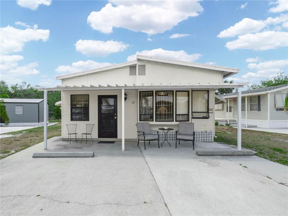 For Sale: $75,000 (1 beds, 1 baths, 760 Square Feet)