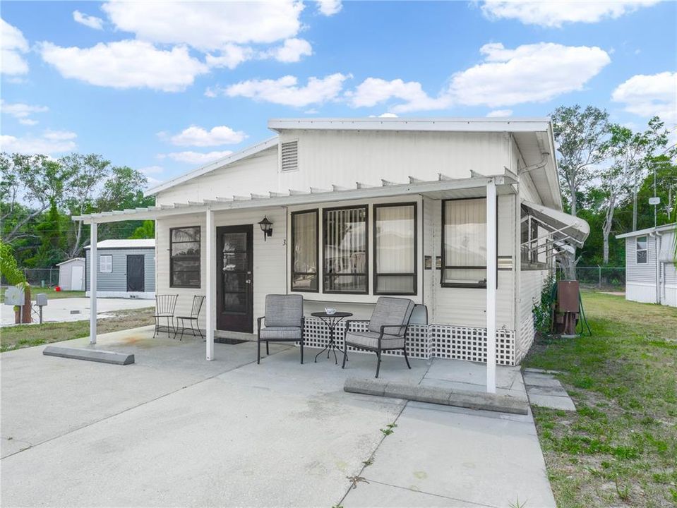 For Sale: $75,000 (1 beds, 1 baths, 760 Square Feet)