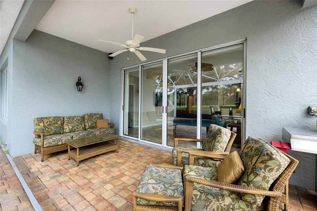 For Sale: $495,000 (2 beds, 2 baths, 1491 Square Feet)