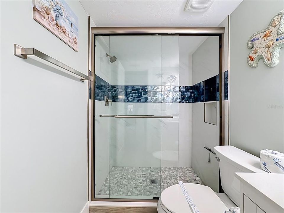На продажу: $575,000 (2 спален, 2 ванн, 1080 Квадратных фут)