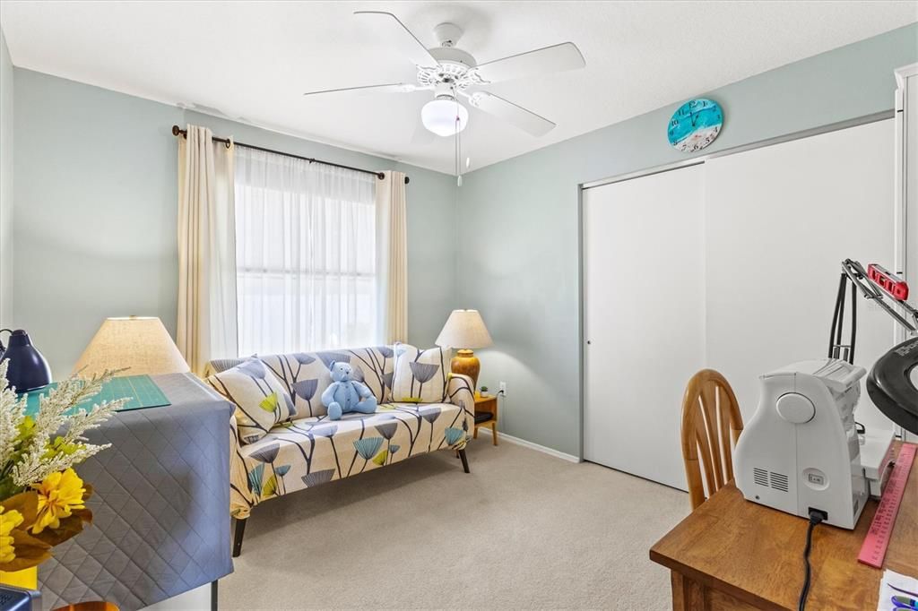 For Sale: $424,900 (4 beds, 2 baths, 1924 Square Feet)