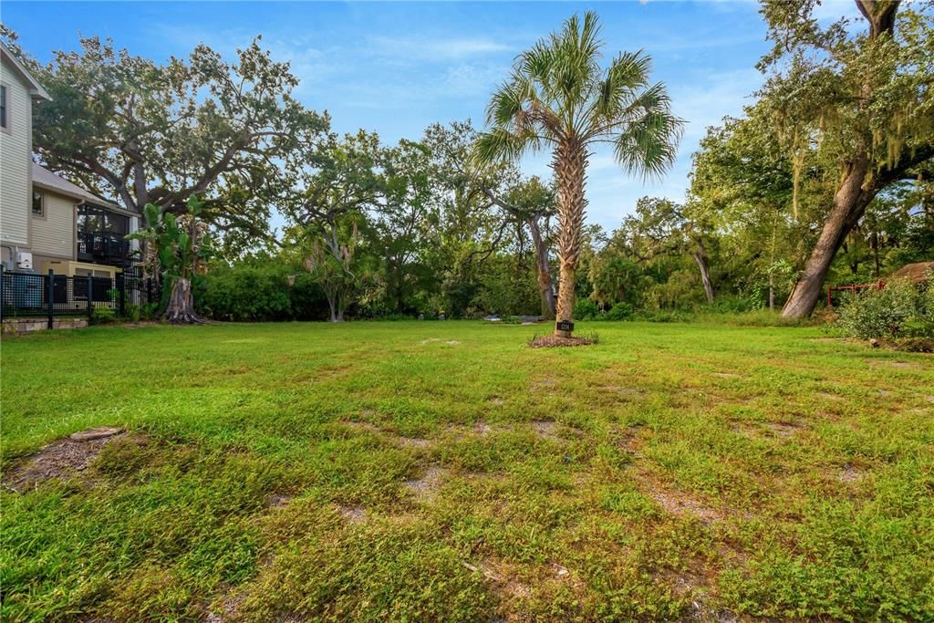 For Sale: $525,000 (0.25 acres)