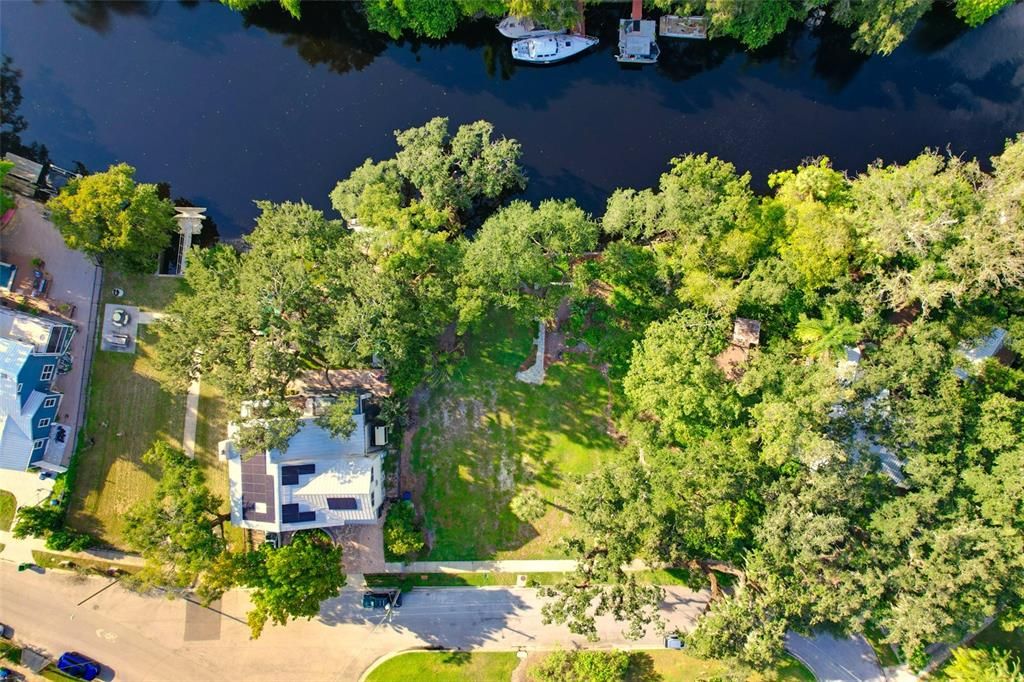 For Sale: $525,000 (0.25 acres)