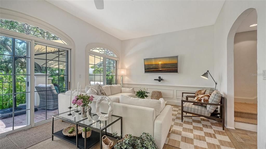 For Sale: $679,000 (2 beds, 2 baths, 1890 Square Feet)