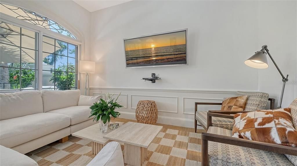 For Sale: $679,000 (2 beds, 2 baths, 1890 Square Feet)