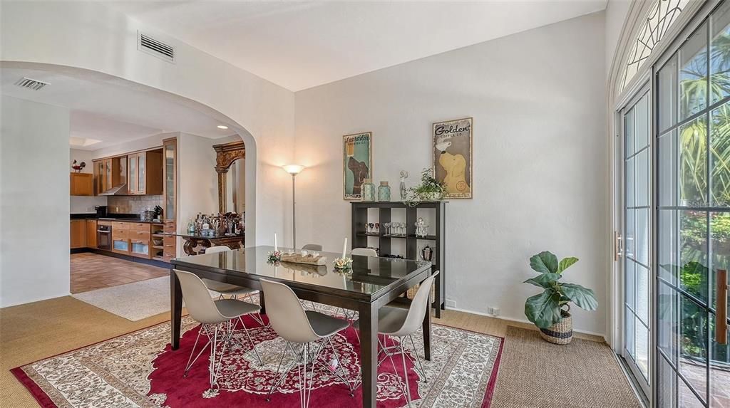 For Sale: $679,000 (2 beds, 2 baths, 1890 Square Feet)