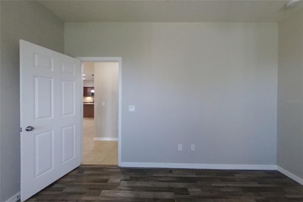 For Rent: $2,129 (3 beds, 2 baths, 1677 Square Feet)