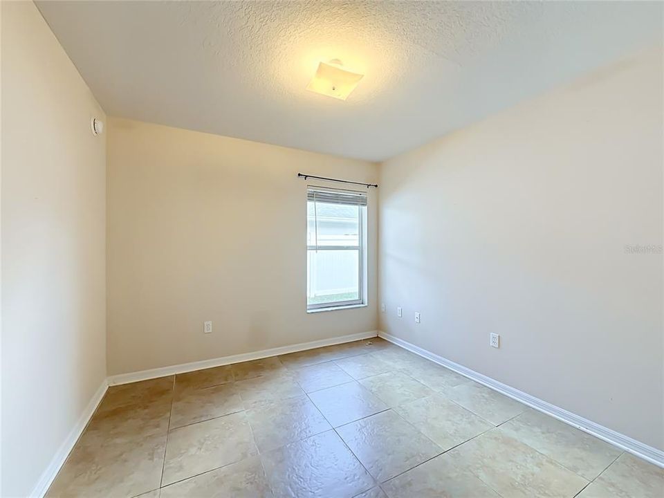 For Sale: $269,900 (4 beds, 2 baths, 1915 Square Feet)