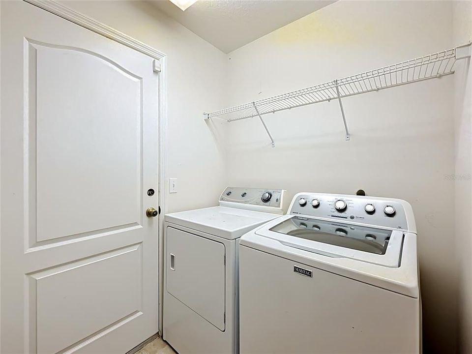 For Sale: $269,900 (4 beds, 2 baths, 1915 Square Feet)