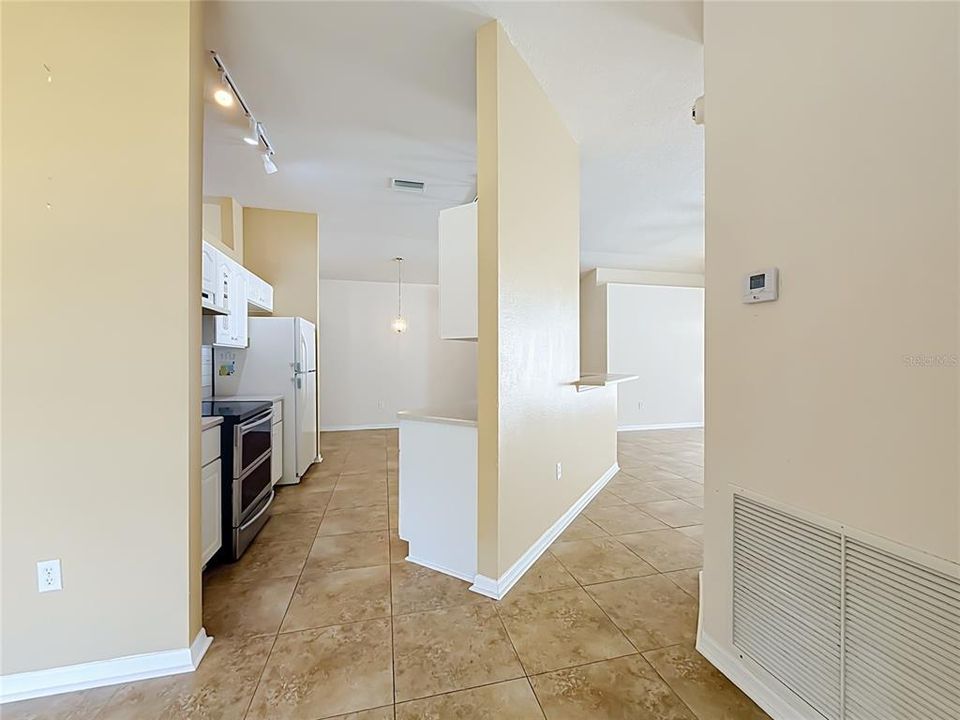 For Sale: $269,900 (4 beds, 2 baths, 1915 Square Feet)