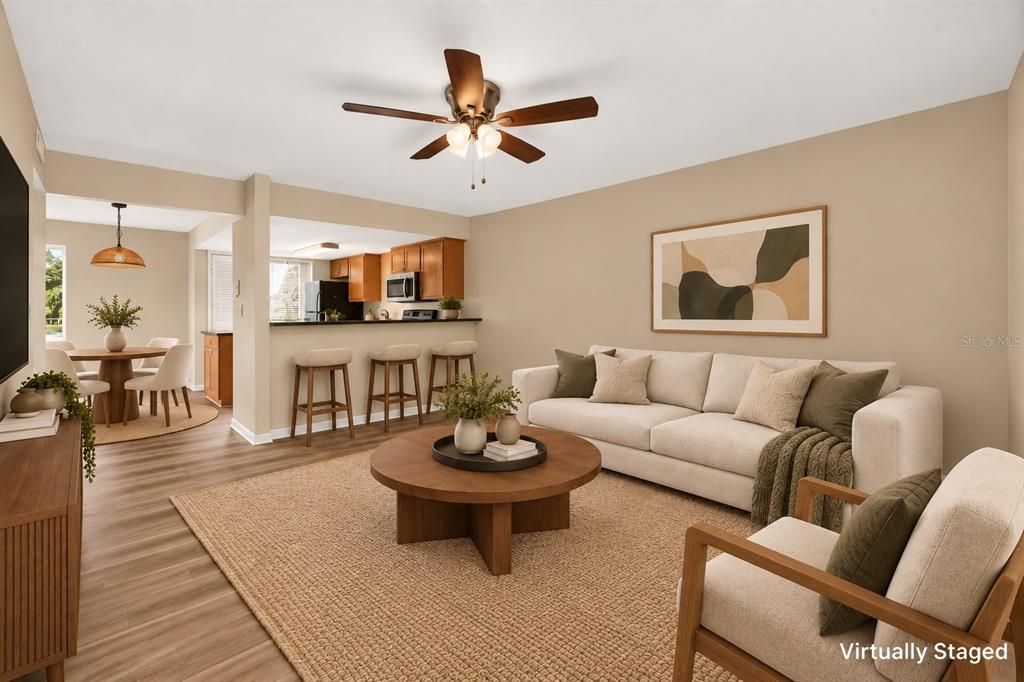 For Sale: $129,900 (2 beds, 2 baths, 1070 Square Feet)