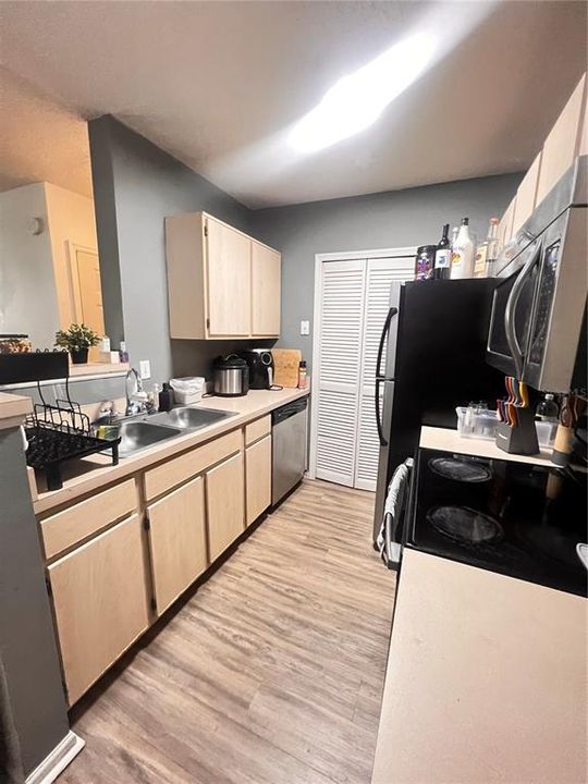 En Venta: $158,900 (2 camas, 2 baños, 996 Pies cuadrados)