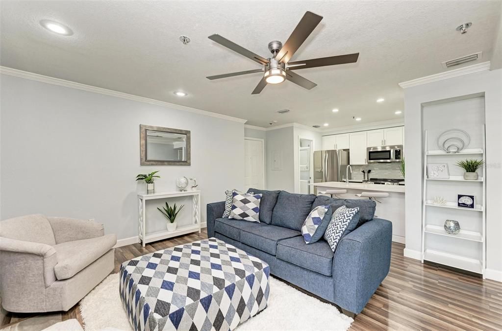 For Rent: $3,150 (1 beds, 1 baths, 668 Square Feet)