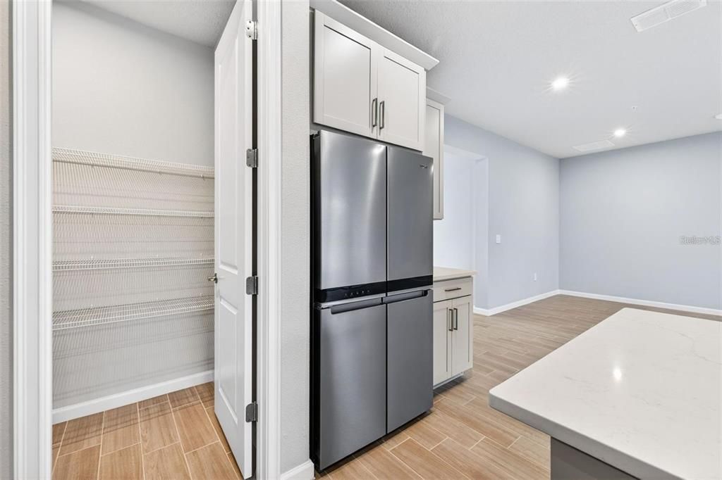 For Rent: $2,700 (3 beds, 2 baths, 1740 Square Feet)