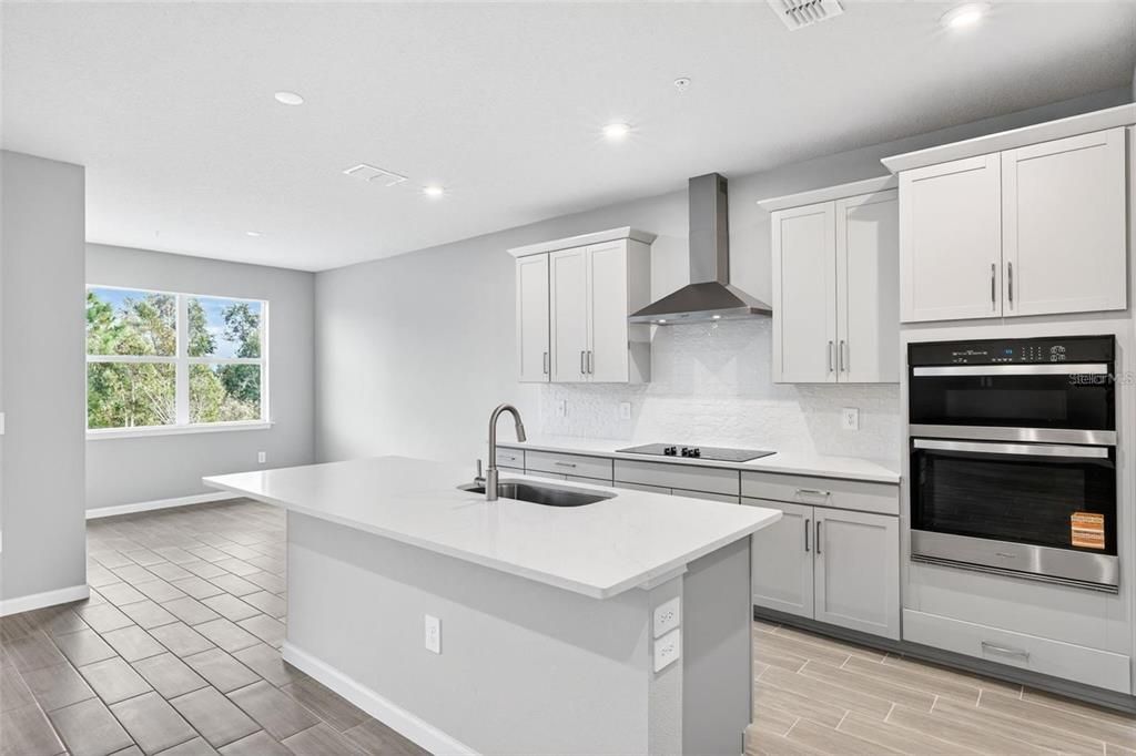 For Rent: $2,700 (3 beds, 2 baths, 1740 Square Feet)