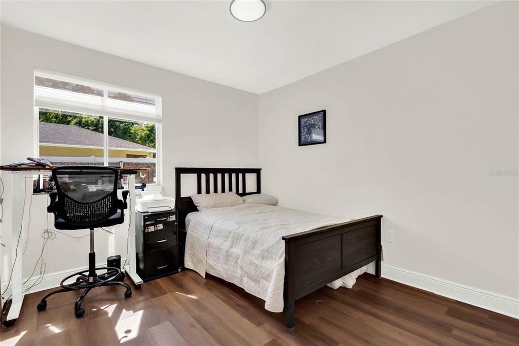 For Rent: $2,400 (3 beds, 2 baths, 1587 Square Feet)