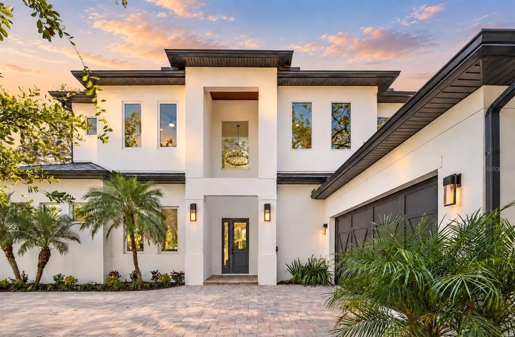 For Sale: $2,190,000 (5 beds, 5 baths, 3356 Square Feet)