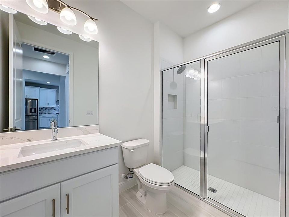 На продажу: $459,990 (2 спален, 2 ванн, 1436 Квадратных фут)