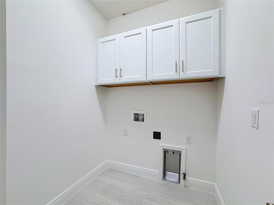 На продажу: $459,990 (2 спален, 2 ванн, 1436 Квадратных фут)