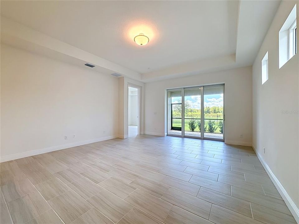 На продажу: $459,990 (2 спален, 2 ванн, 1436 Квадратных фут)