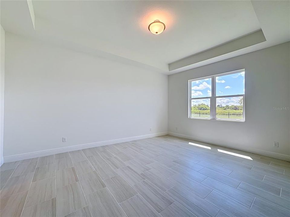 На продажу: $459,990 (2 спален, 2 ванн, 1436 Квадратных фут)