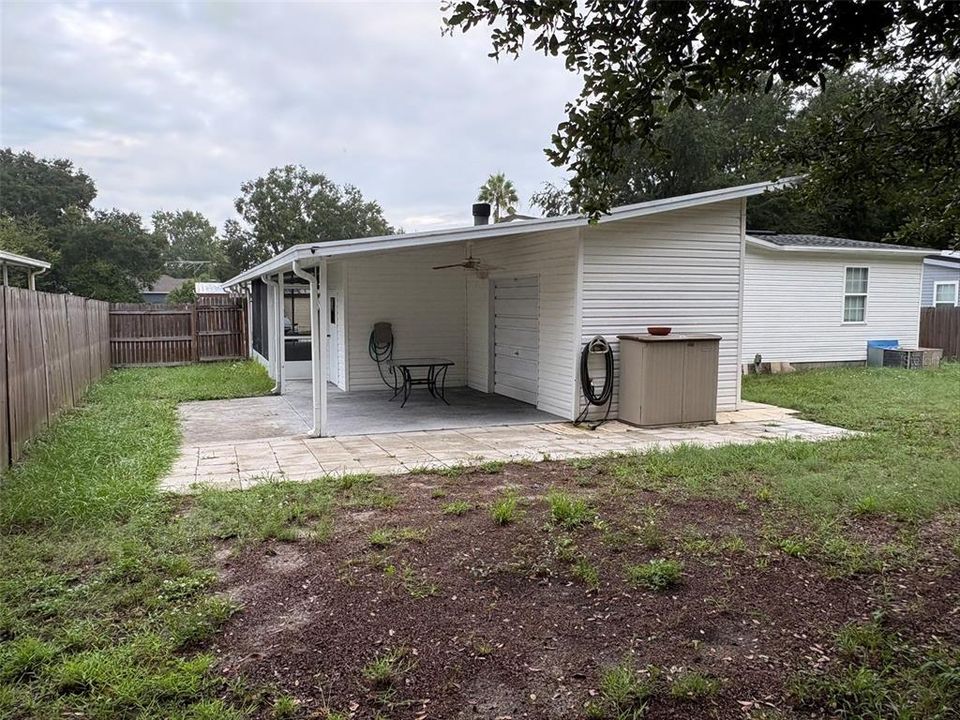 For Rent: $2,100 (3 beds, 2 baths, 1568 Square Feet)