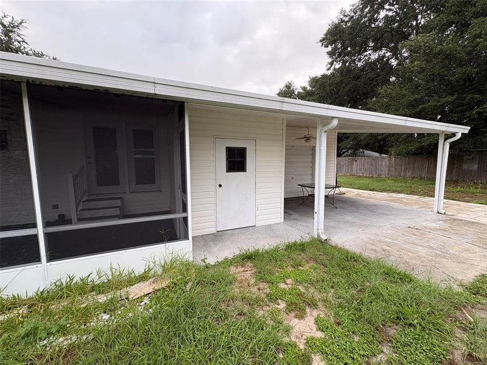 For Rent: $2,100 (3 beds, 2 baths, 1568 Square Feet)