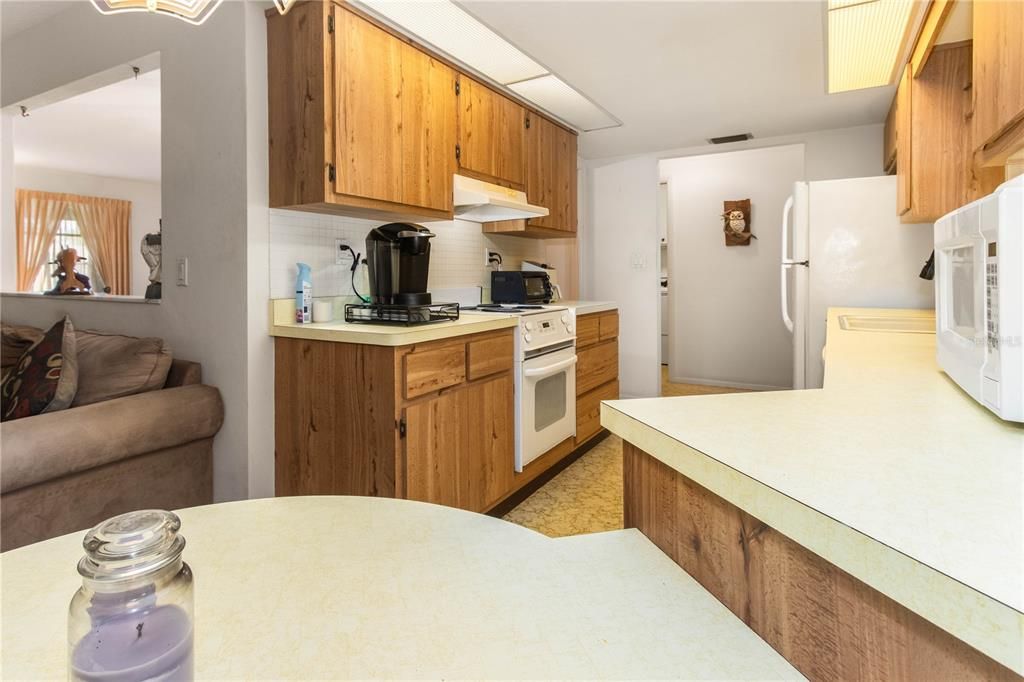 For Sale: $409,900 (2 beds, 2 baths, 1794 Square Feet)