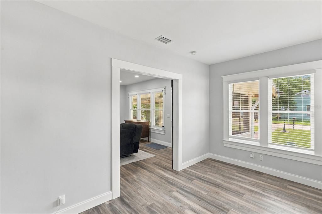 For Sale: $265,000 (3 beds, 2 baths, 1474 Square Feet)