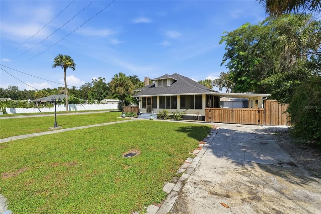 For Sale: $265,000 (3 beds, 2 baths, 1474 Square Feet)