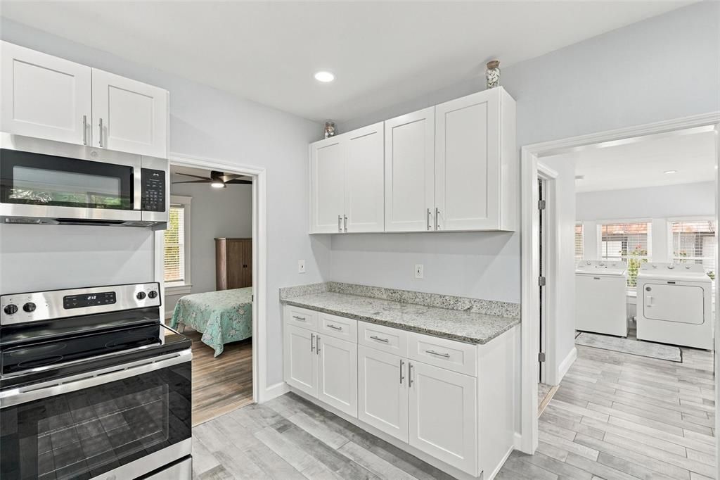 For Sale: $265,000 (3 beds, 2 baths, 1474 Square Feet)