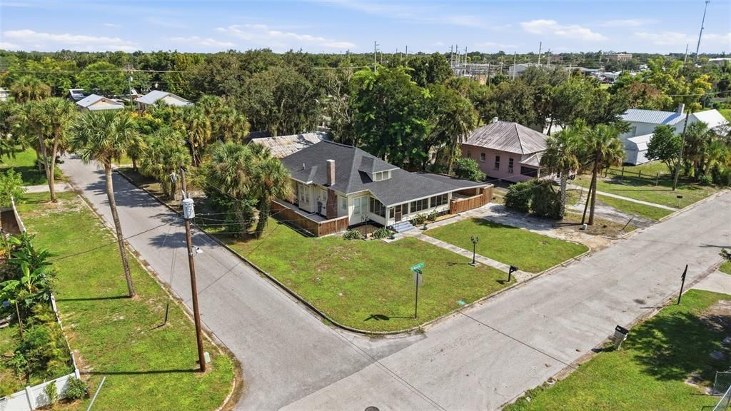 For Sale: $265,000 (3 beds, 2 baths, 1474 Square Feet)